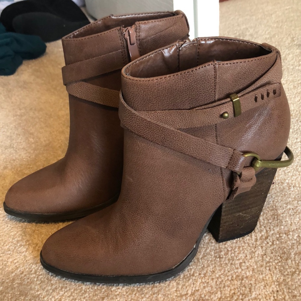 New brown boots!